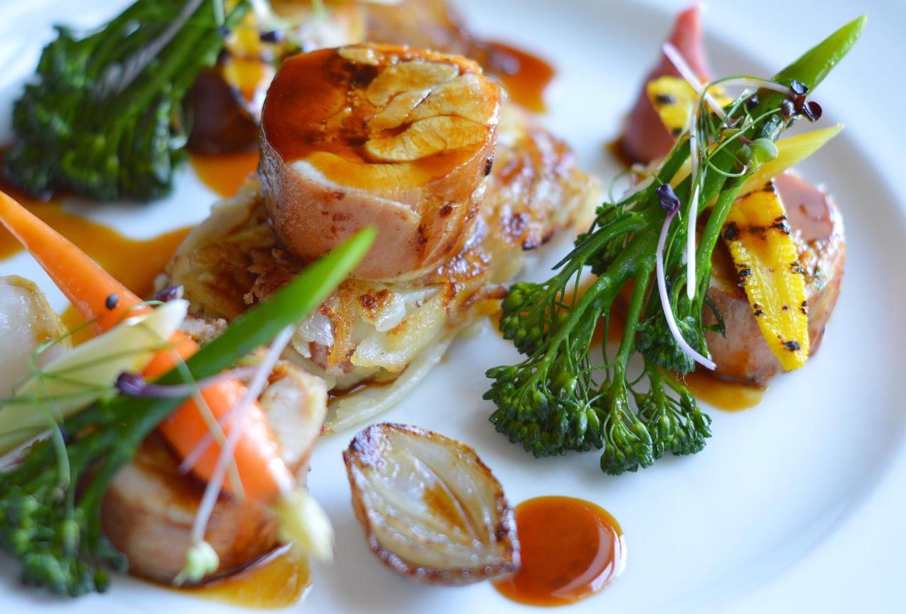The Walnut Tree Inn Blisworth Bagian luar foto
